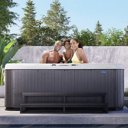 Patio Plus hot tubs for sale in Salto